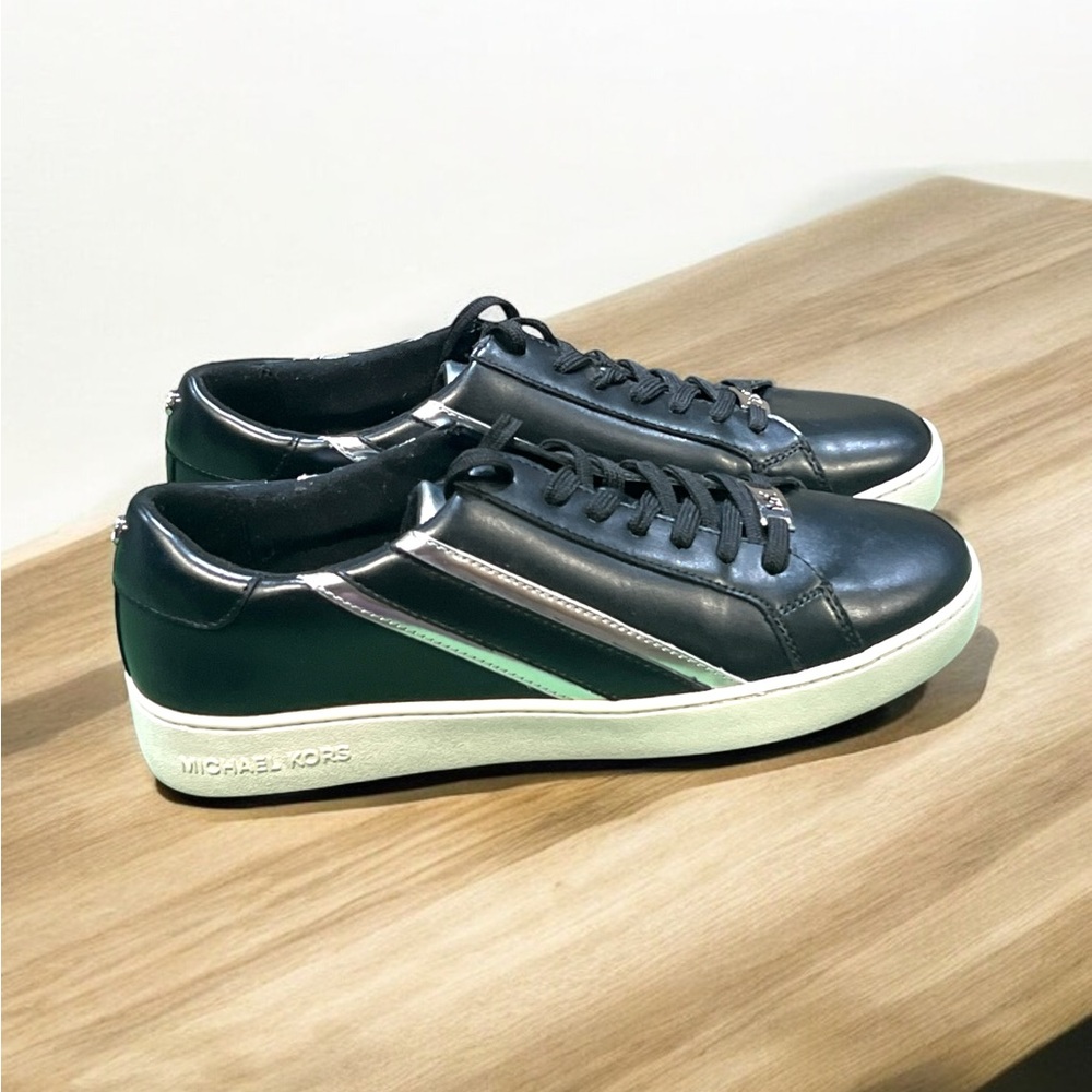 Michael Kors Women’s Black/Silver Sneakers Size 11. - Picture 1 of 5